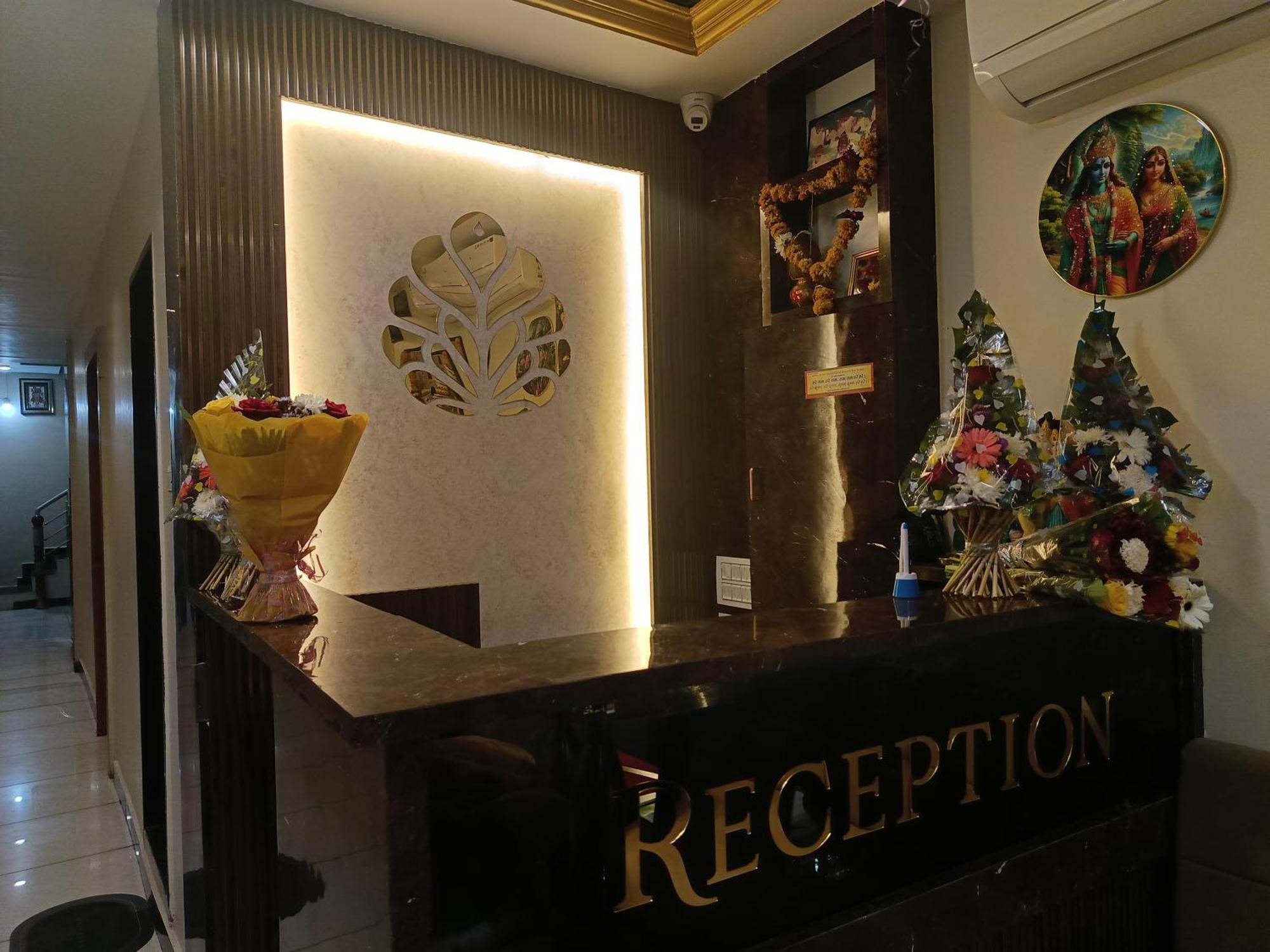 Shree Shyamraj Hotel Ujjain Esterno foto