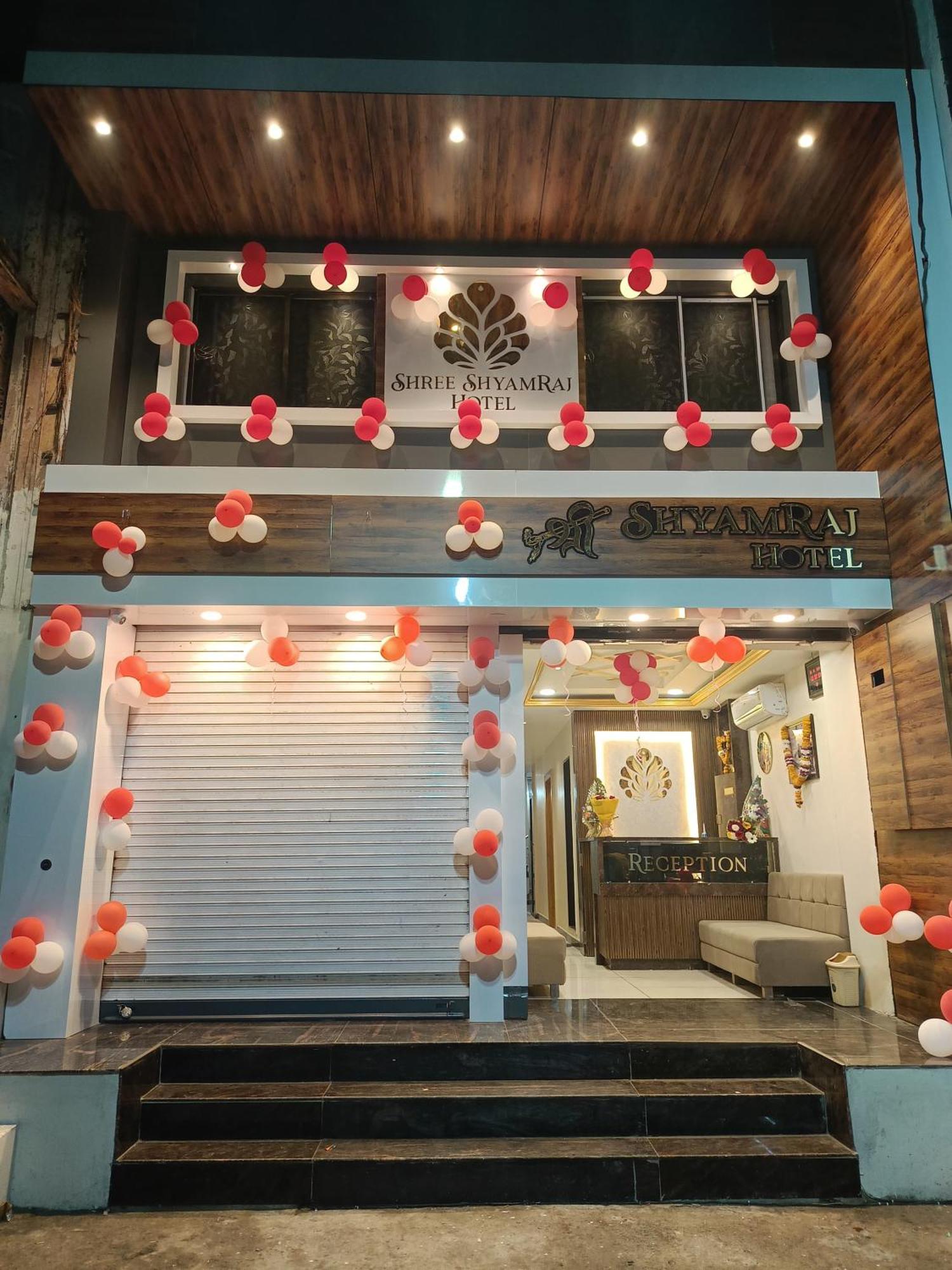 Shree Shyamraj Hotel Ujjain Esterno foto