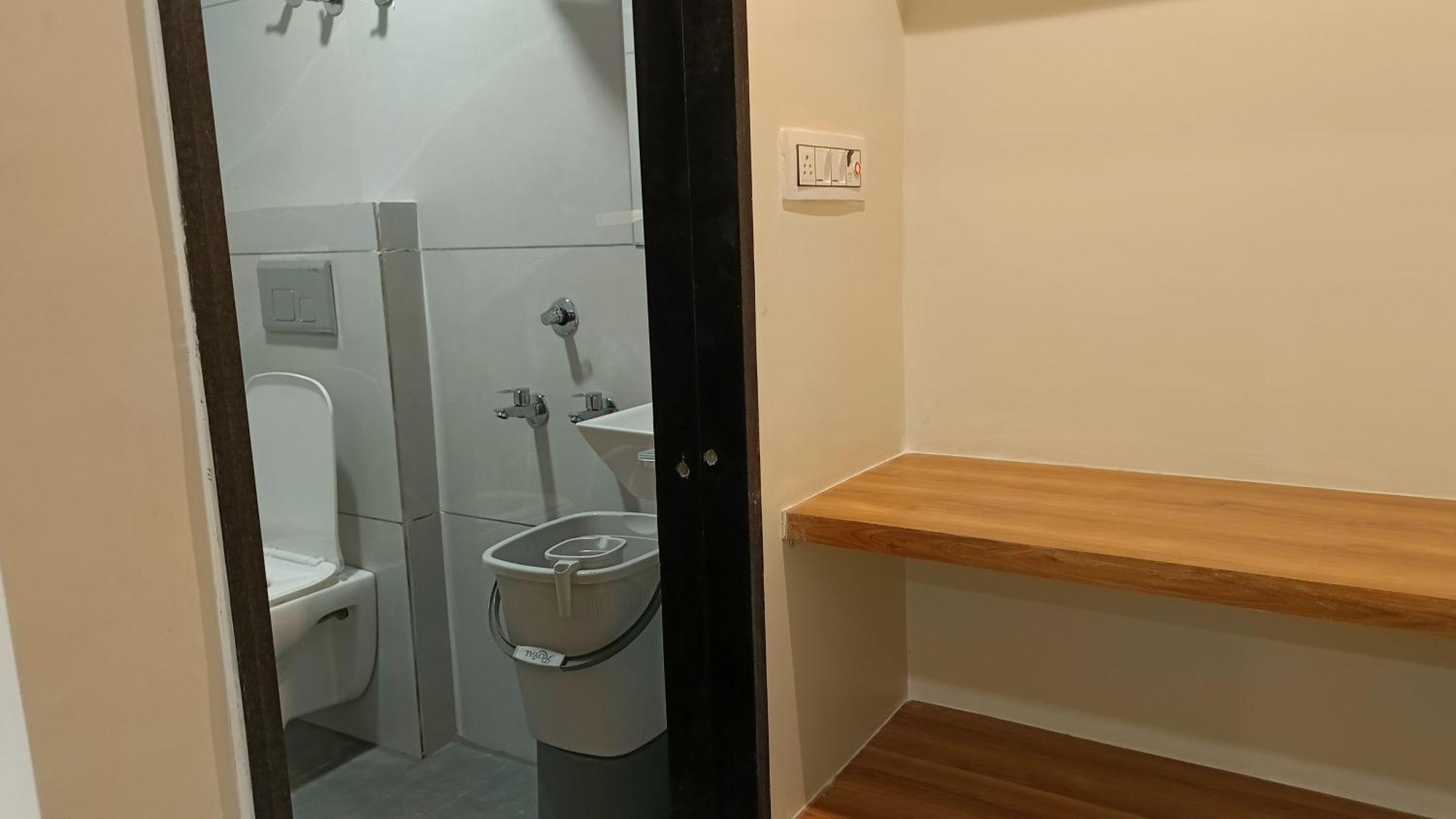 Shree Shyamraj Hotel Ujjain Esterno foto