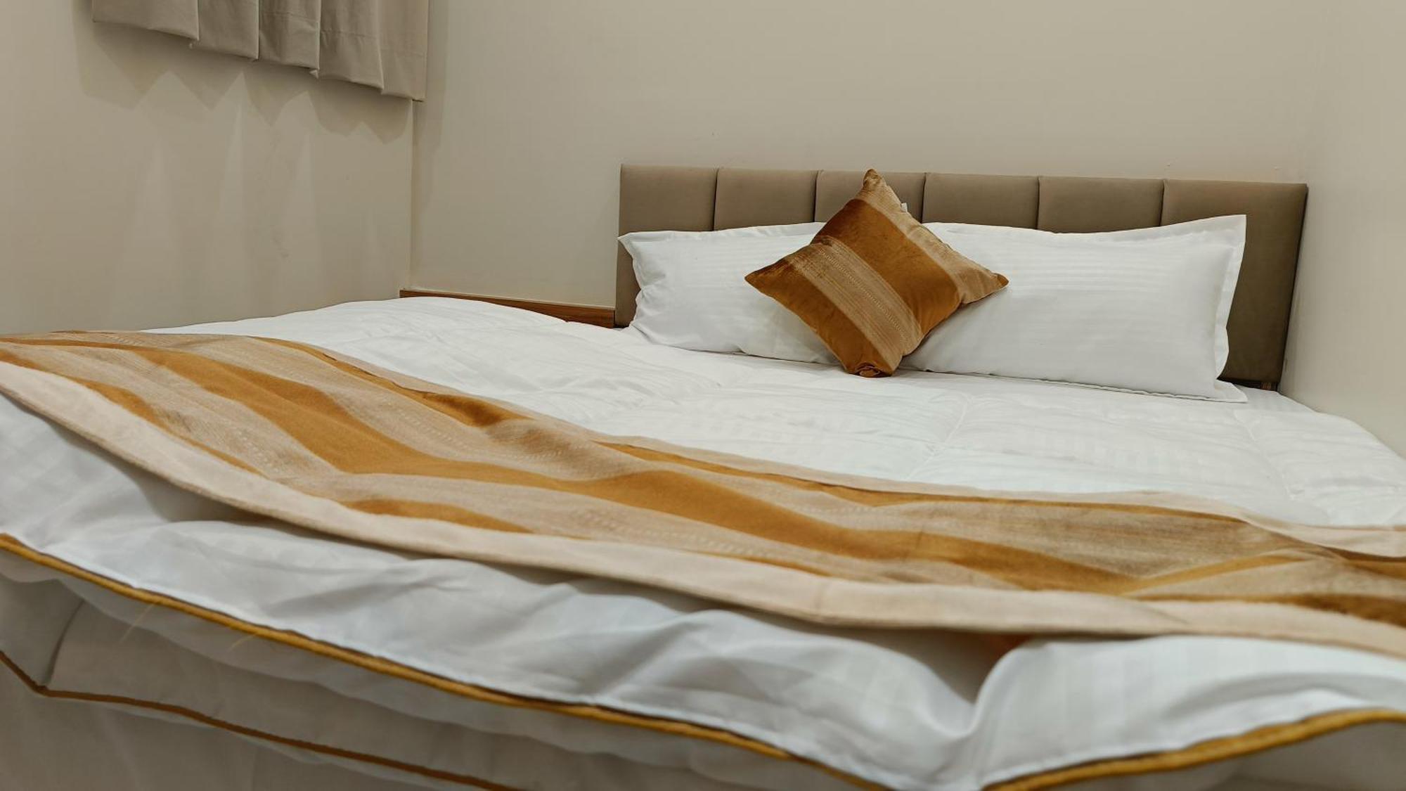 Shree Shyamraj Hotel Ujjain Esterno foto